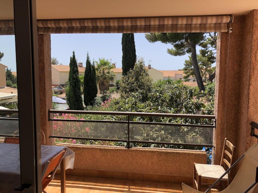 Appartement 60M2 - 2 Chambres A Une Minute Des Plages, Parking Prive Sausset-les-Pins Exterior photo
