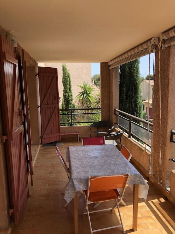 Appartement 60M2 - 2 Chambres A Une Minute Des Plages, Parking Prive Sausset-les-Pins Exterior photo