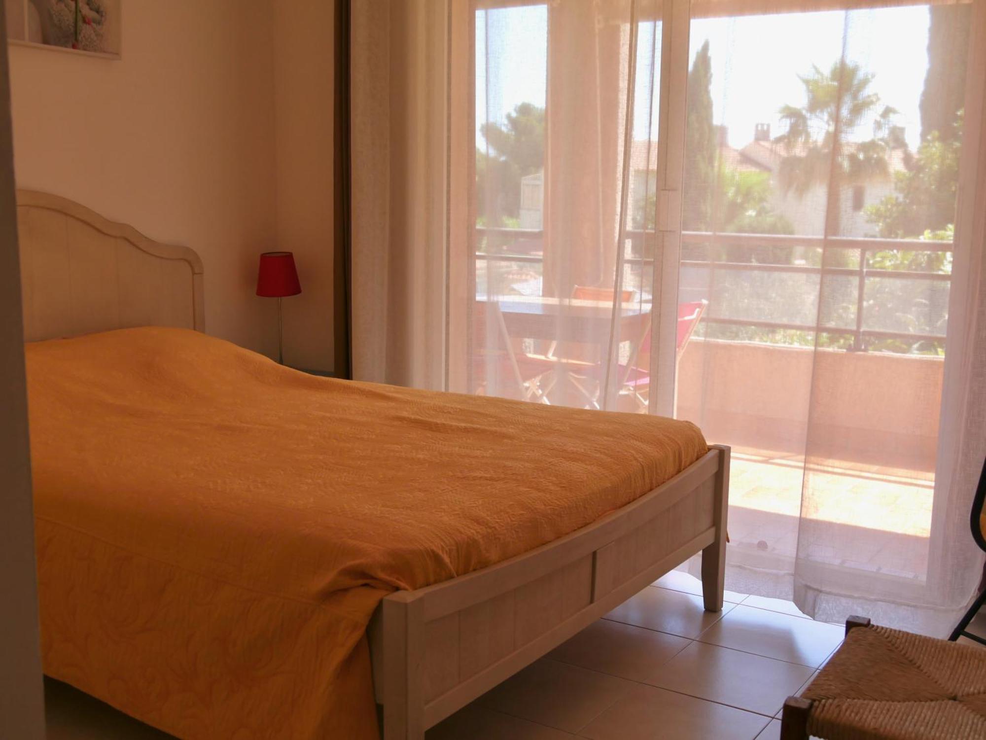 Appartement 60M2 - 2 Chambres A Une Minute Des Plages, Parking Prive Sausset-les-Pins Exterior photo